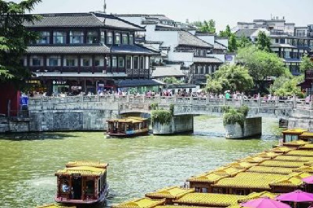 南京5天迎客1082.5万人次 近七成是外地游客